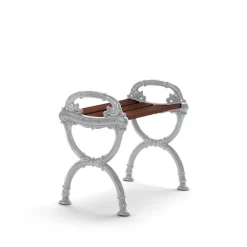 Byarum pall, Furu brun lasyr, rå aluminiumstativ^Byarums bruk Best