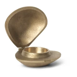 Clam ljuslykta, Brass^Ferm Living Outlet