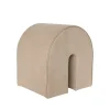 Sittpuffar-Kristina Dam Studio Curved sittpuff, Läder light brown