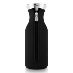 Vattenkaraffer & Kannor-Eva Solo kylskåpskaraff vävt fodral, svart