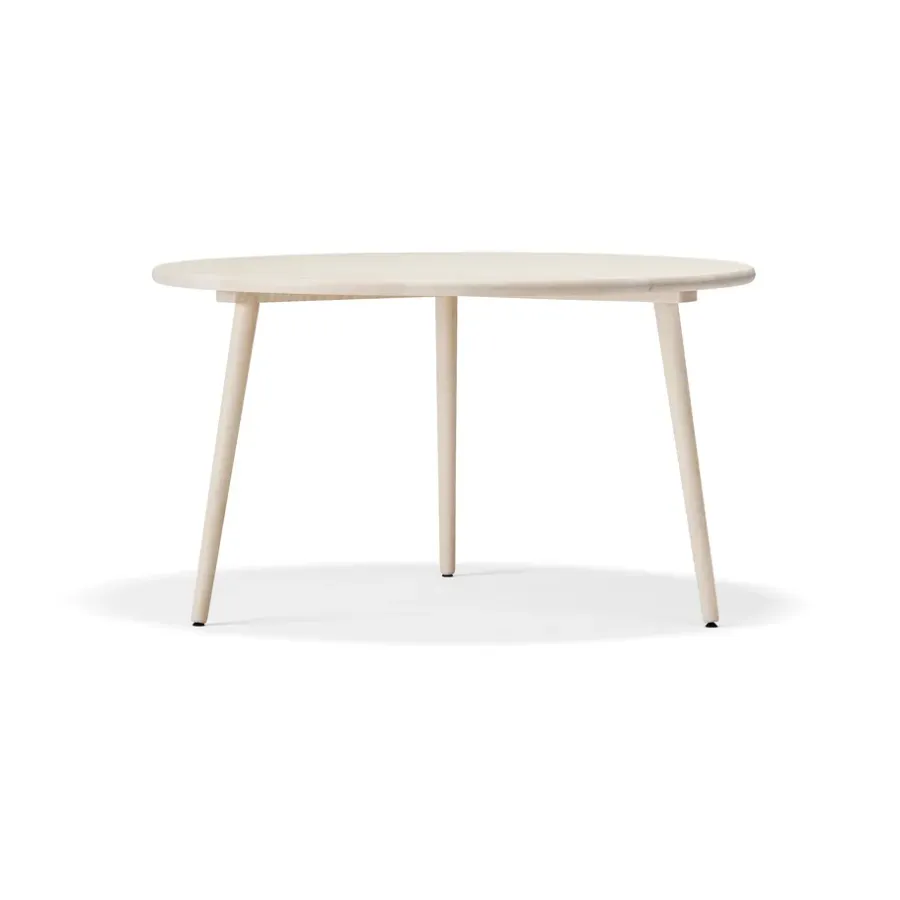 Matbord-Stolab Miss Tailor bord Ø130 cm, björk ljus mattlack, fast skiva