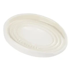 Oval hållare till grytsked, Meringue^Le Creuset Outlet