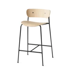 Pavilion AV7 barstol, ek lack, stativ stål^&Tradition Outlet