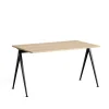 Pyramid 01 skrivbord, Oak matt lacqured-140x75cm-svart stålstativ^HAY Outlet