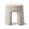 Sittpuffar-Fredericia Furniture Sequoia sittpuff, Fårskinn moonlight